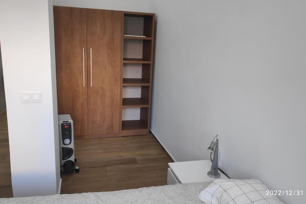 Precioso Apartamento Con Magnifico Patio. Sant Feliu de Llobregat Exterior photo
