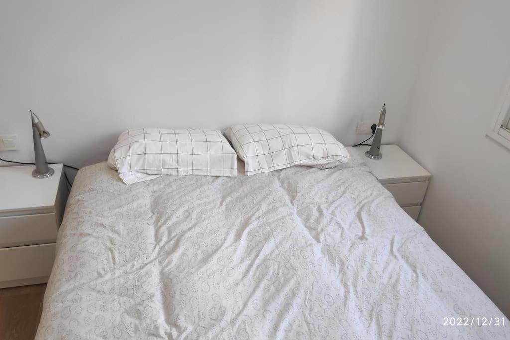 Precioso Apartamento Con Magnifico Patio. Sant Feliu de Llobregat Exterior photo
